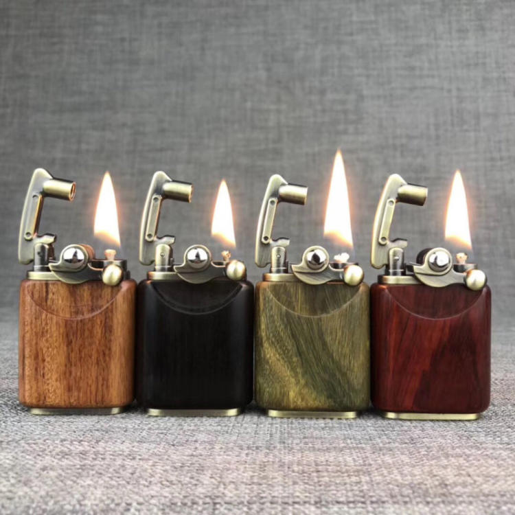 ky.com|
FIFAOL4：现役第一中后卫 哪个版本的利物浦名将综合实力最强？(图1)