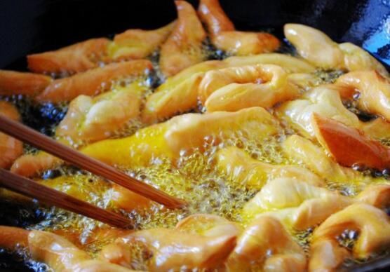 本泽马进球+造乌龙拉莫斯点射 皇马4-2客胜塞尔塔豪取4连胜“kycom”(图4)