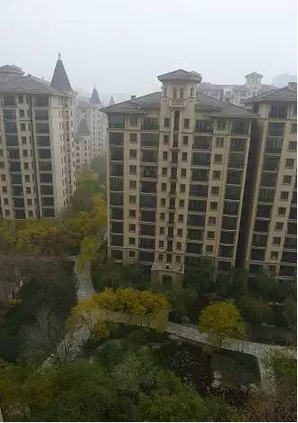 2019春季流行色小丑红才是新年首选：kycom(图1)