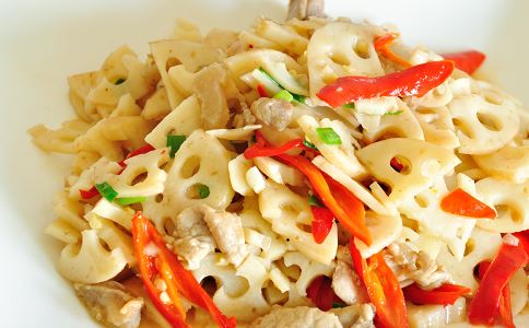 kycom-如何让头发长得快 牢记这9招拥有绸缎般丝柔长发(图3)